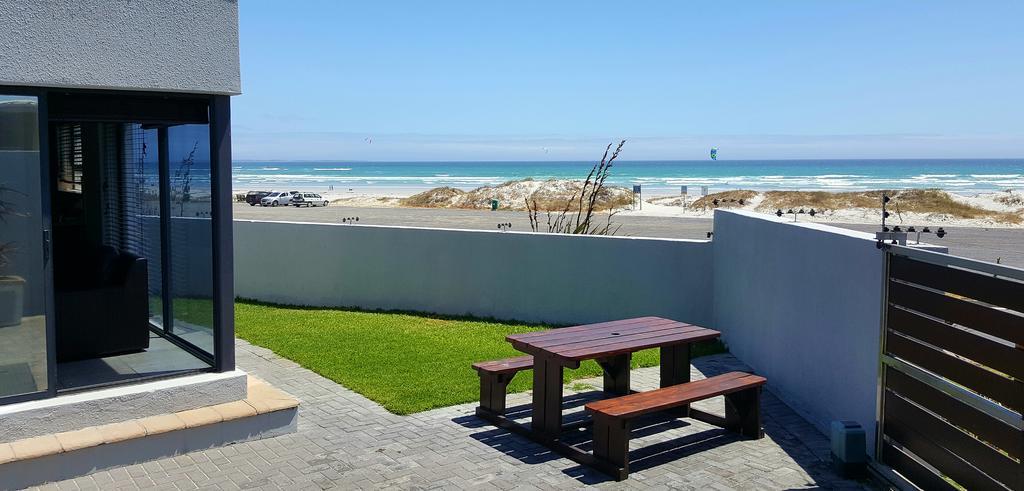Beach Apartment 梅尔克博斯特兰 外观 照片
